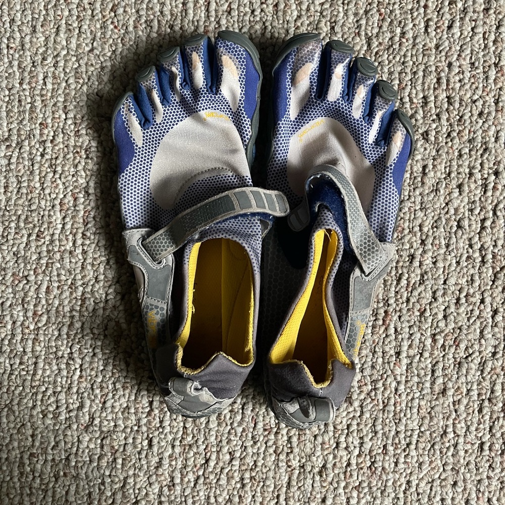 Vibram FiveFingers Bikila M349 Barefoot Running